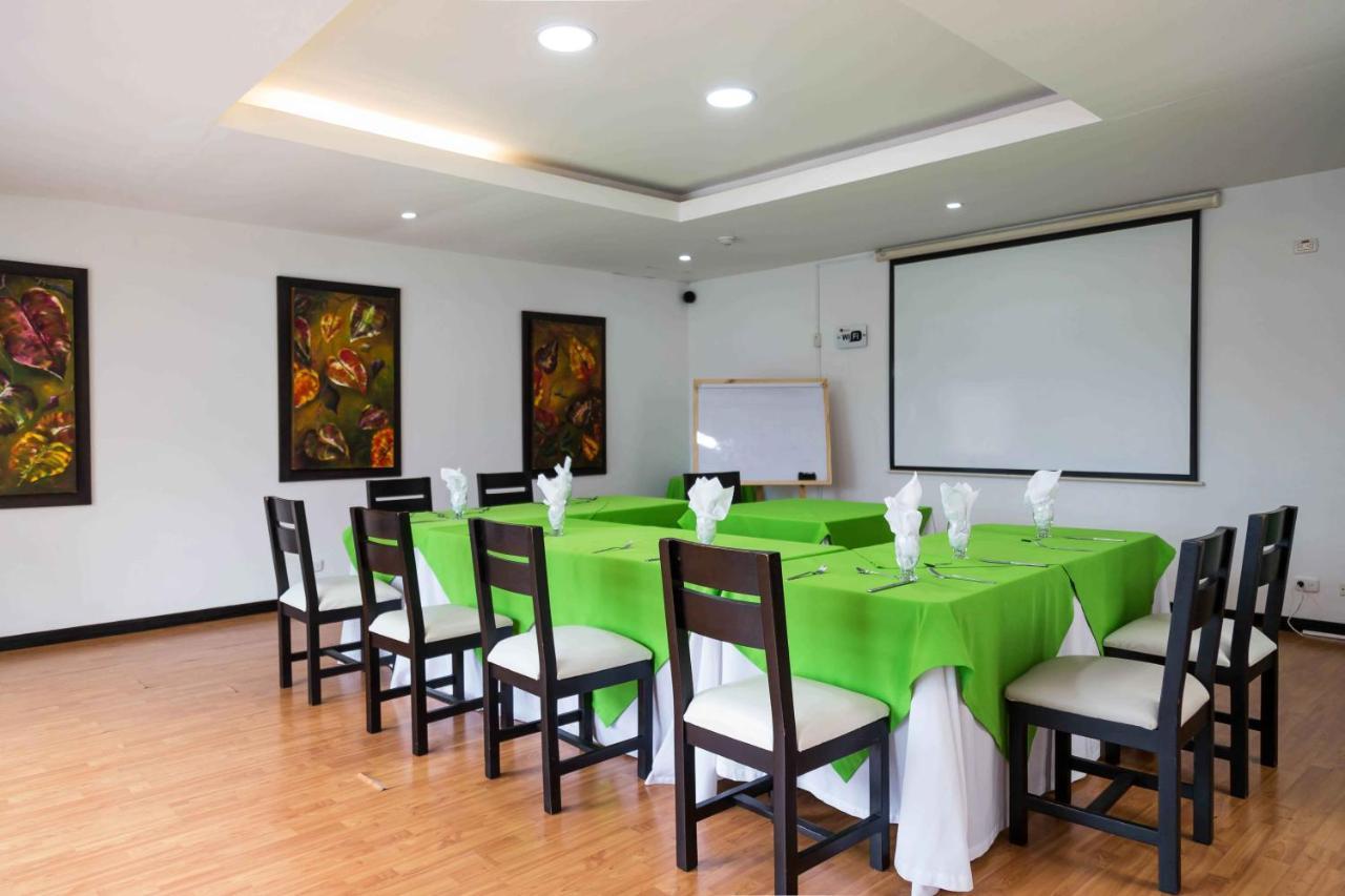 Hotel Varuna Manizales Exterior photo